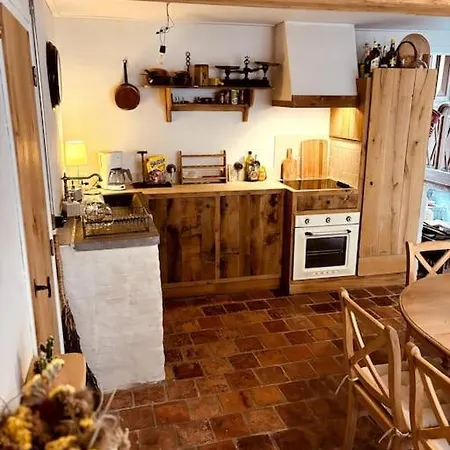 Дом отдыха La Tour Du Marche Allanche